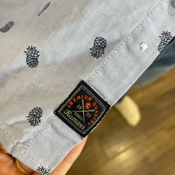 Men's Blue pineapple Patterned button up Tee - Picture 3 of 5